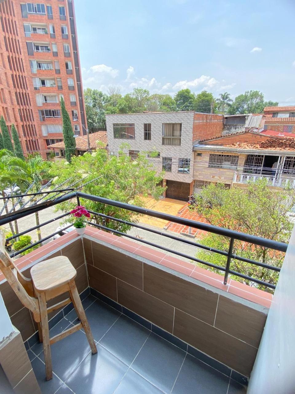 3-1 Lindo Apartamento Con Balcon En La Mejor Zona Laureles Estadio Apartment Medellin